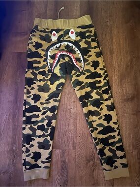 Bape Camo Sweatpants Sz M